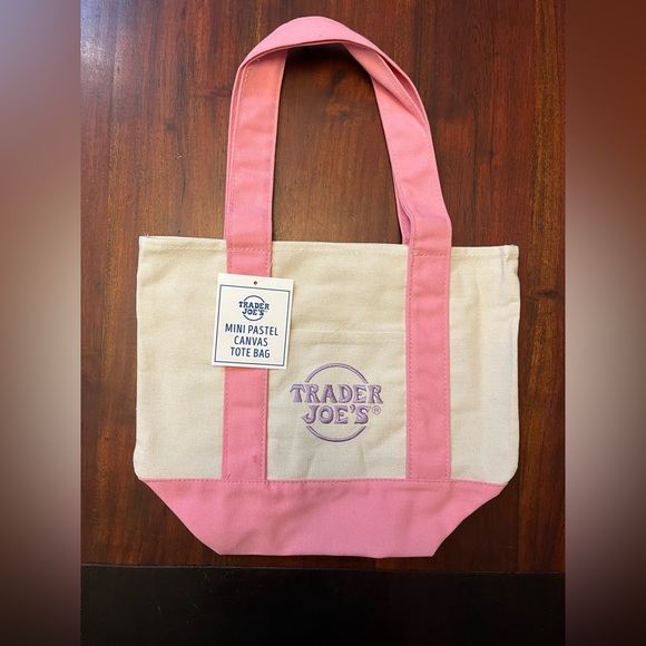 Trader Joe’s Set of 4 Mini Tote Bag’s - Picture 4 of 5